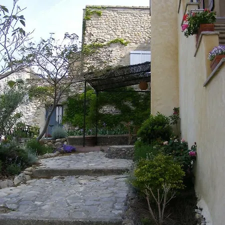 Grand En Drôme Provencale Hébergement de vacances *